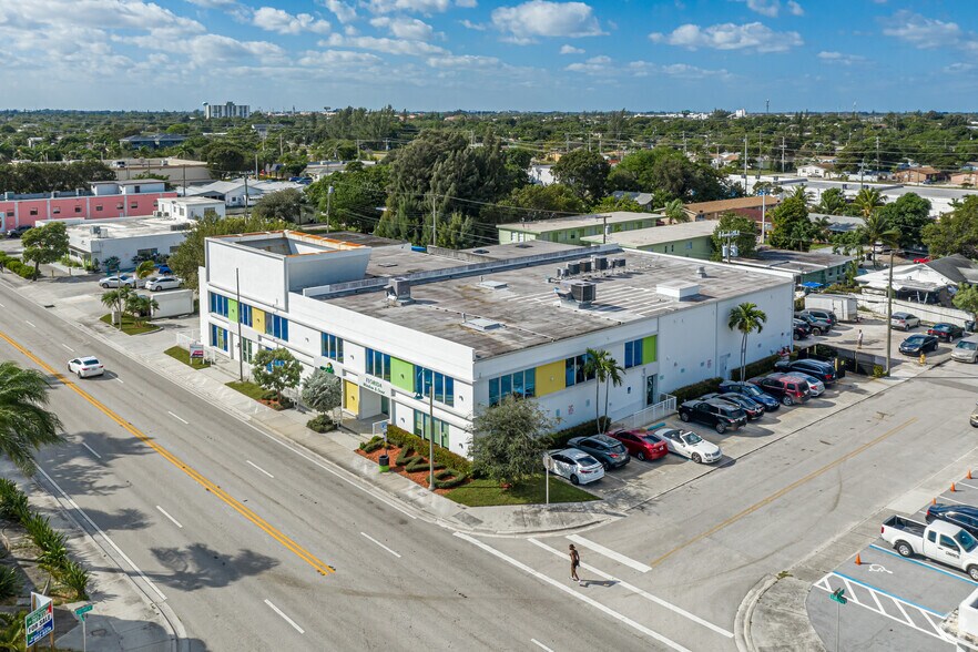More Photos Of 1125 N Dixie Hwy, Lake Worth Freestanding For Lease