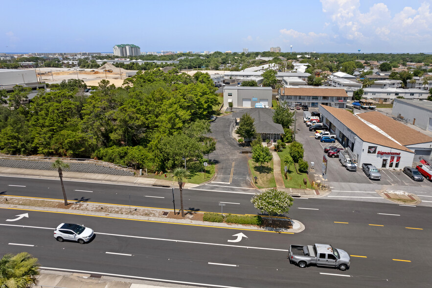 Primary Photo Of 209 Main St, Destin Storefront Retail Office For Sale