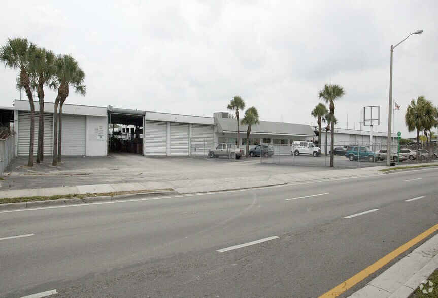 Primary Photo Of 4333 NW 27th Ave, Miami Warehouse For Sale