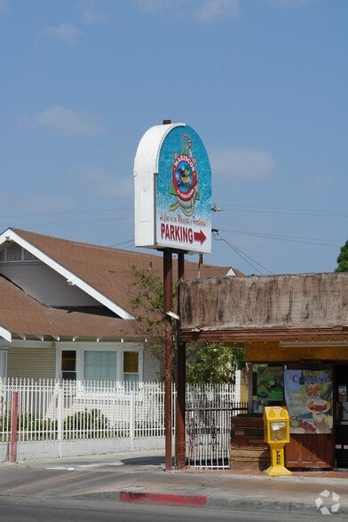 More Photos Of 1307 S Main St, Santa Ana Restaurant For Sale
