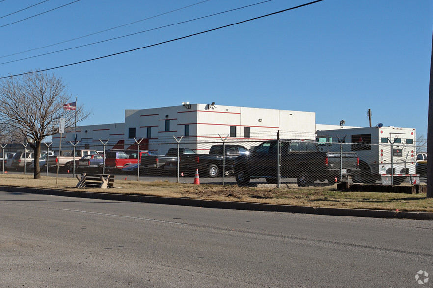 Primary Photo Of 1610 NE 4th St, Oklahoma City Warehouse For Lease