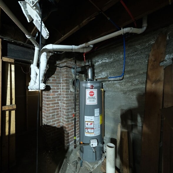 More Photos Of 551 Park Avenue, Cranston Warehouse For Sale