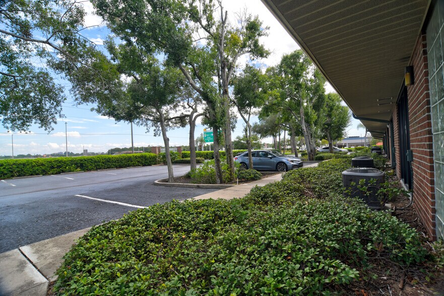 More Photos Of 4500 140th Ave N, Clearwater Unknown For Lease