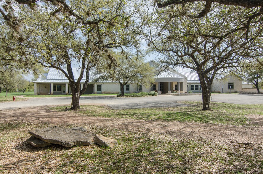 More Photos Of 400 Old Highway 290, Dripping Springs Healthcare For Sale