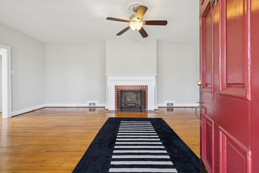 More Photos Of 502 Hazelwood Dr, Smyrna Loft Creative Space For Lease