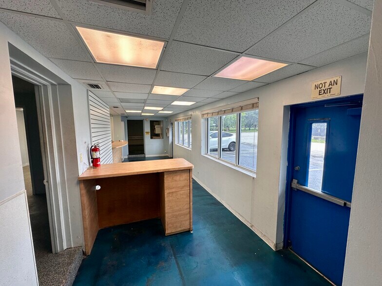 More Photos Of 624 W State Road 84, Fort Lauderdale Medical For Sale