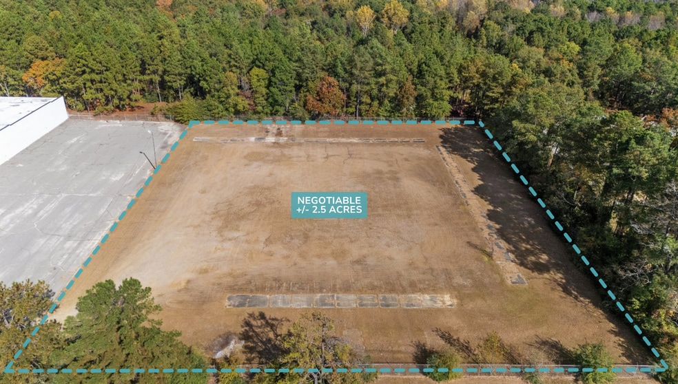 More Photos Of 3299 NC 5 Hwy, Aberdeen Distribution For Lease
