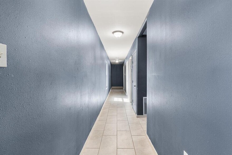 More Photos Of 307 Sulfur Mine Road, Laredo Land For Sale