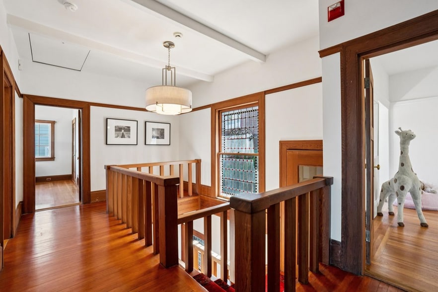 More Photos Of 47 Bulkley Ave, Sausalito Apartments For Sale