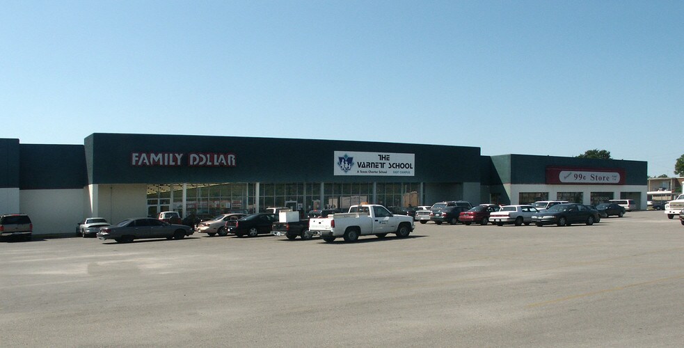 More Photos Of 800 Maxey Rd, Houston Unknown For Lease