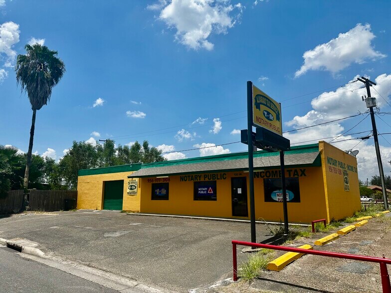Primary Photo Of 120 W US Highway 83, San Juan Flex For Sale