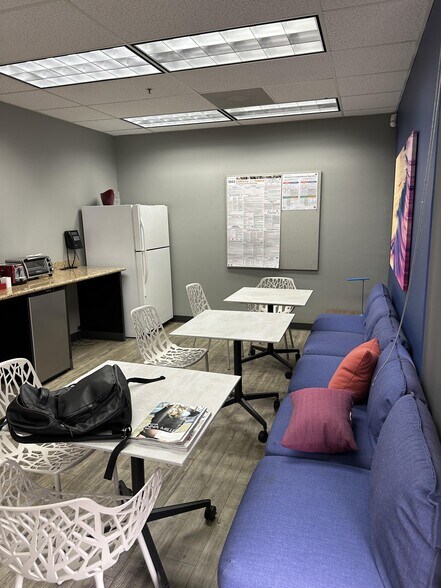More Photos Of 5304 Derry Ave, Agoura Hills Industrial For Lease