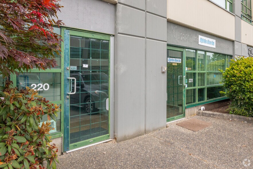 More Photos Of 17 Fawcett Rd, Coquitlam Warehouse For Lease