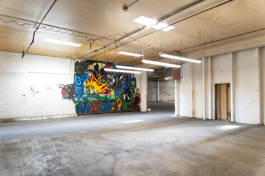 More Photos Of 11500 W 13th Ave, Lakewood Manufacturing For Sale