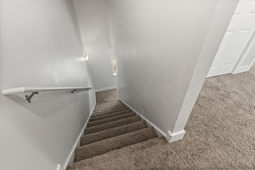 More Photos Of 440 Ice Center Ln, Bozeman Apartments For Sale