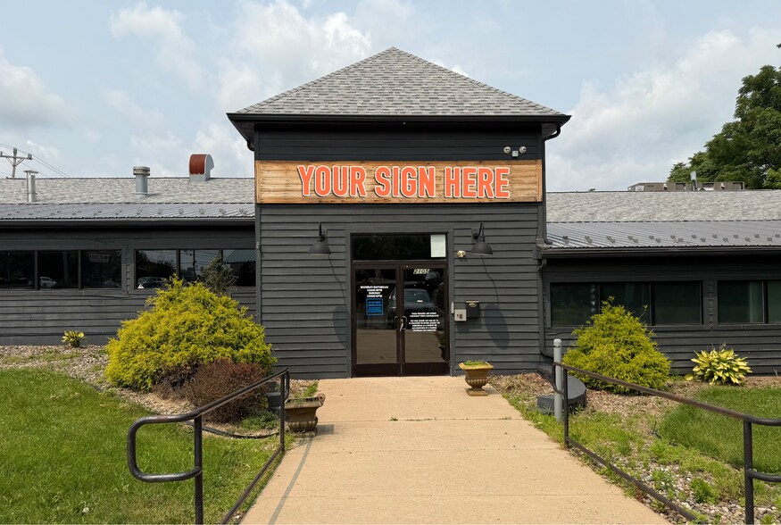 More Photos Of 2105 N Atherton St, State College Storefront Retail Residential For Lease