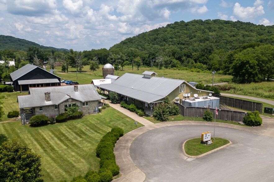 More Photos Of 4125 Whites Creek Pike, Whites Creek Unknown For Lease