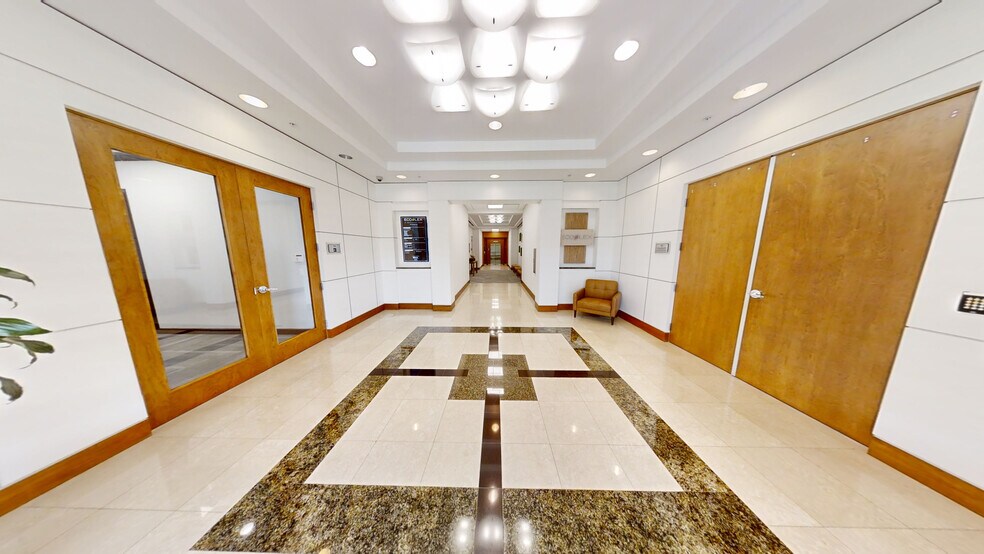 More Photos Of 1641 Worthington Rd, West Palm Beach Office For Lease