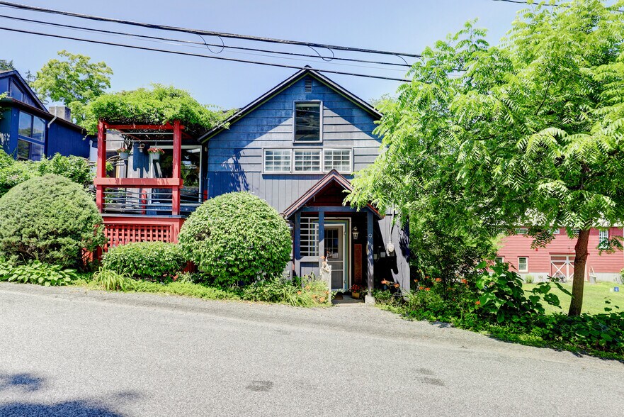 More Photos Of 1300 State Route 213, High Falls Restaurant For Sale