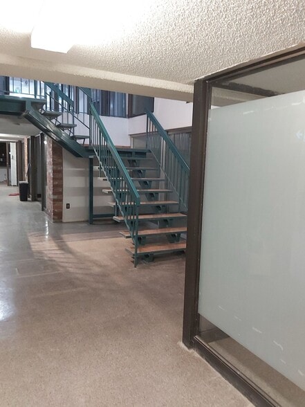 More Photos Of 232 Front St, Belleville Storefront For Sale
