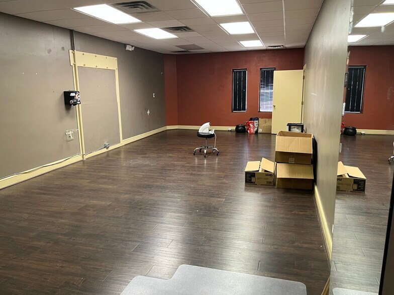 More Photos Of 615 N Liberty St, Winston-Salem Office For Lease