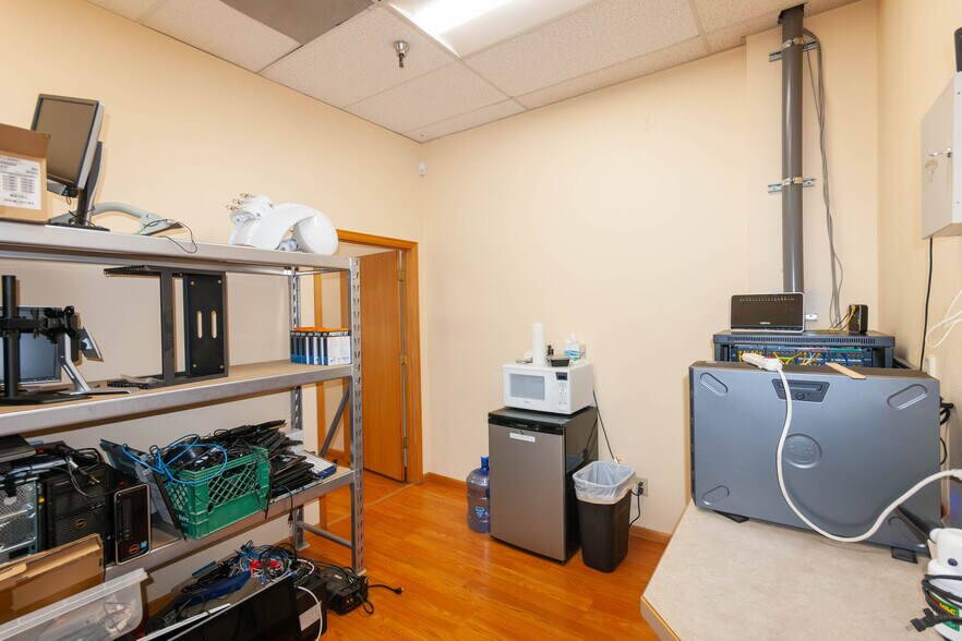 More Photos Of 2519 S Shields St, Fort Collins General Retail For Sale