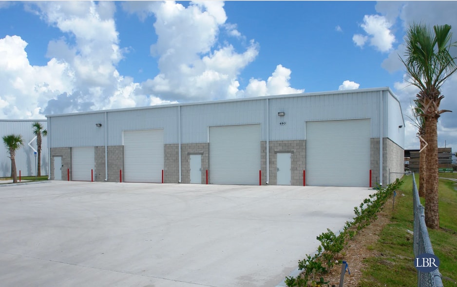 Primary Photo Of 480 Distribution Dr, Melbourne Warehouse For Lease