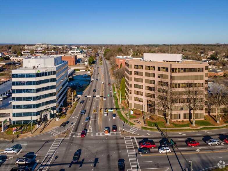 More Photos Of 340 Jesse Jewell Pky, Gainesville Office For Lease