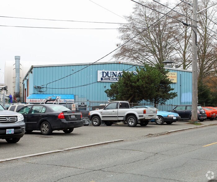 More Photos Of 2309 N Northlake Way, Seattle Marina For Sale