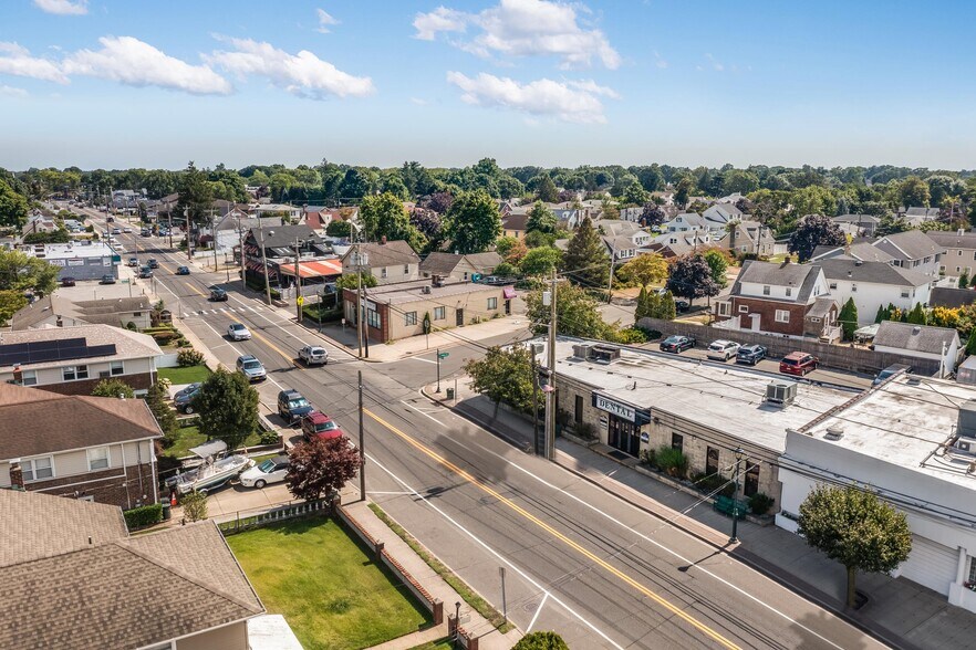 More Photos Of 258 E Meadow Ave, East Meadow Office For Sale