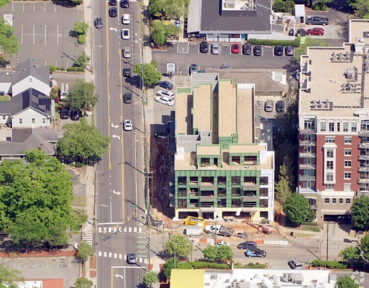 More Photos Of 615 W Peace St, Raleigh Apartments For Sale