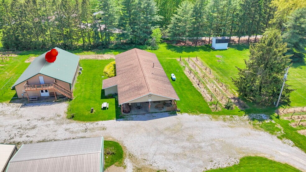 More Photos Of 1900 Winchester Southern Rd, Canal Winchester Winery Vineyard For Sale