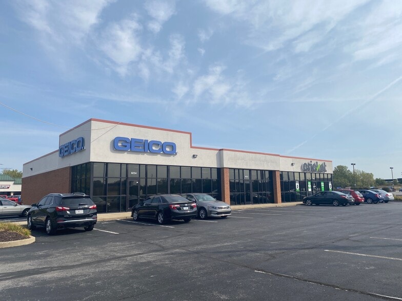 More Photos Of 8150-8258 Rockville Rd, Indianapolis Unknown For Lease