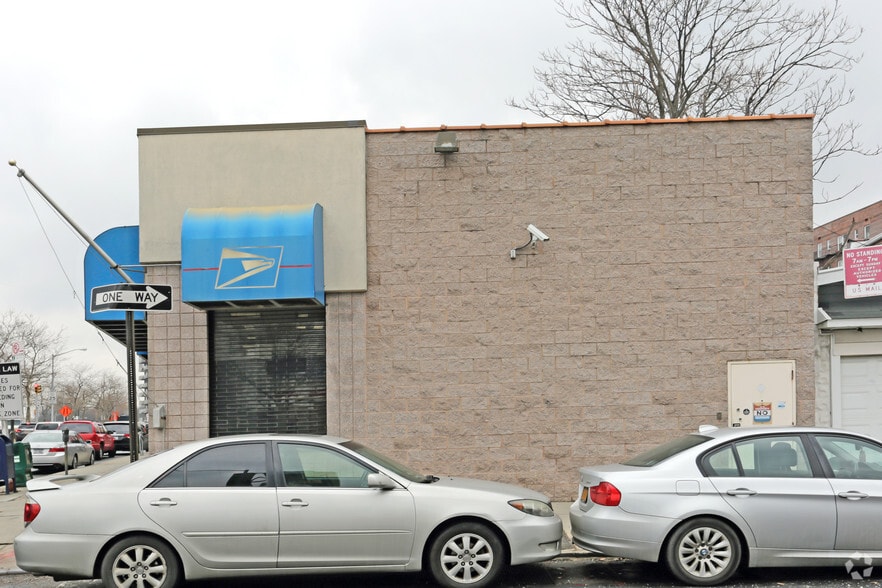 More Photos Of 13859-13869 Queens Blvd, Jamaica Storefront For Lease