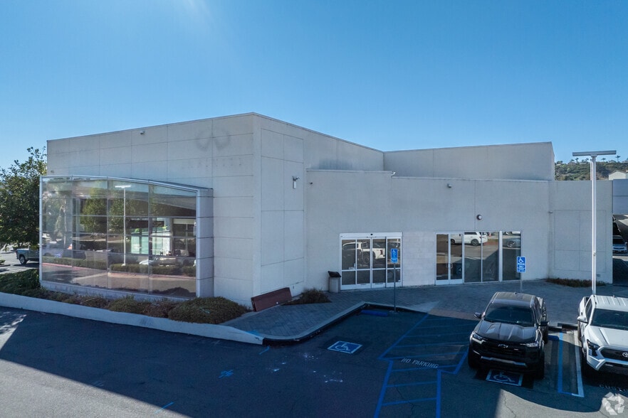 More Photos Of 28471 Marguerite Pky, Mission Viejo Auto Dealership For Sale