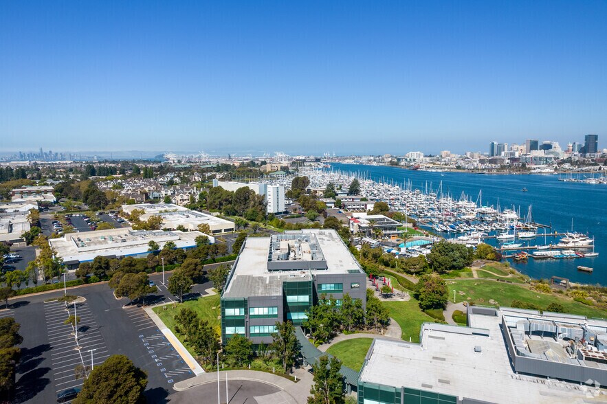 More Photos Of 300 Wind River Way, Alameda Unknown For Lease