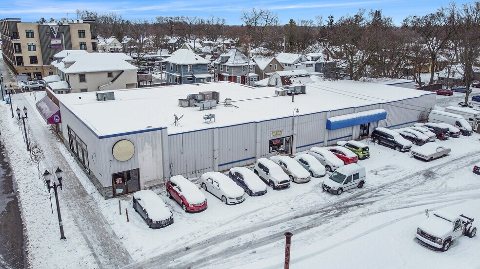 More Photos Of , Lansing Unknown For Sale