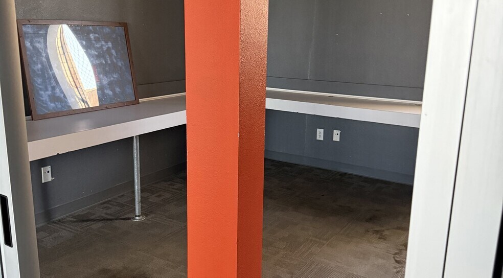 More Photos Of 1101 Anderson Ln W, Austin Office For Lease