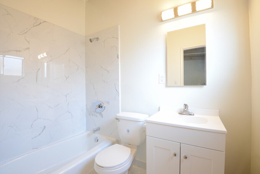 More Photos Of 3326 S Canfield Ave, Los Angeles Apartments For Sale