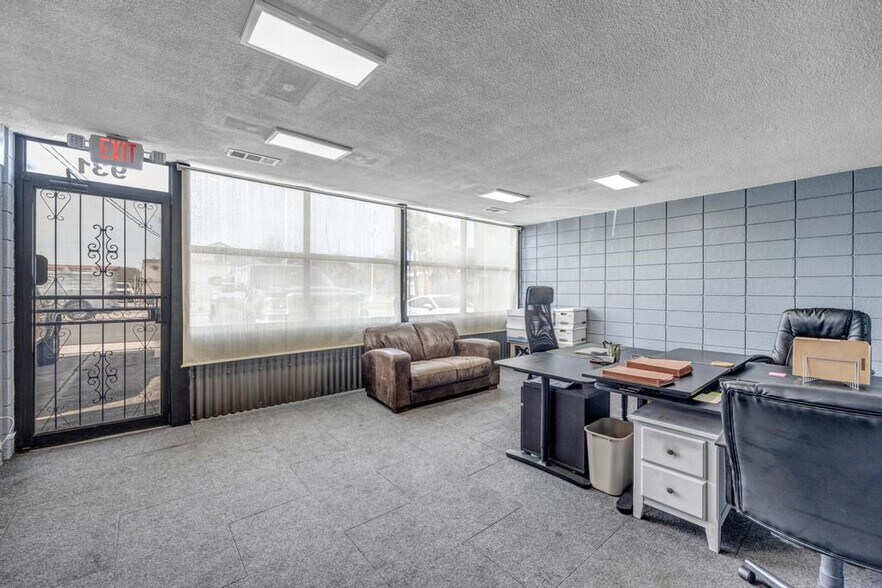 More Photos Of 931 N Liberty St, Jacksonville Warehouse For Sale