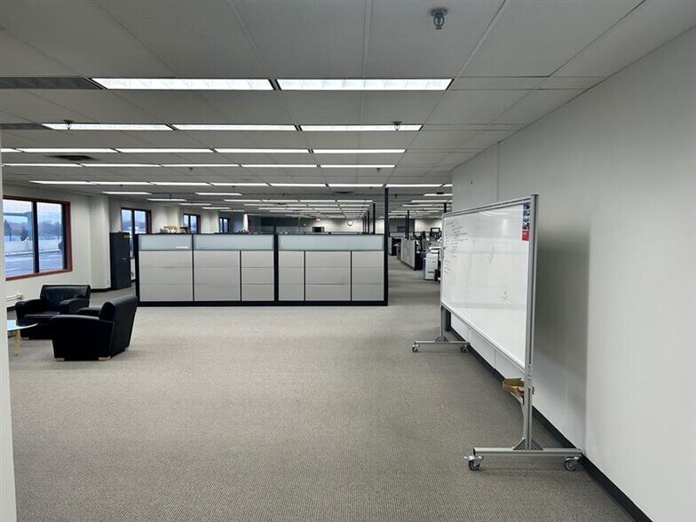 More Photos Of 14900 Technology Dr, Eden Prairie Manufacturing For Sale