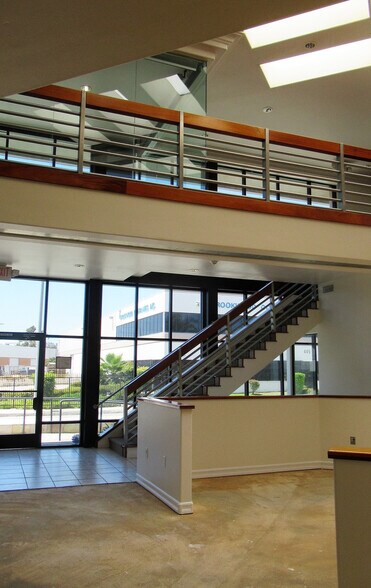 More Photos Of 436 W Walnut St, Gardena Office For Sale