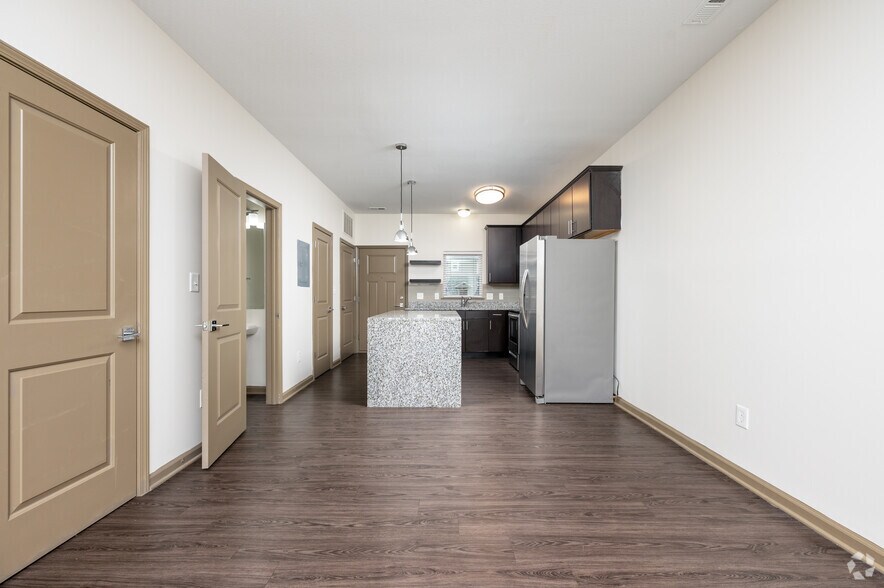 More Photos Of 6159 Winthrop Ave, Indianapolis Apartments For Sale