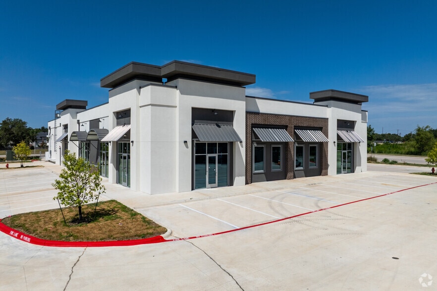 Primary Photo Of 610 Brashear Ln, Cedar Park General Retail For Lease
