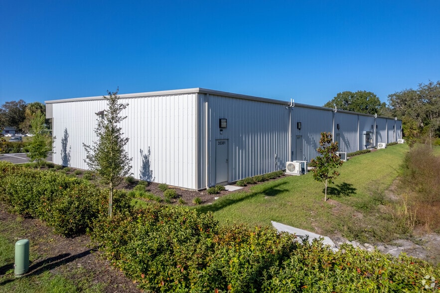 More Photos Of 35365 Condominium Blvd, Zephyrhills Warehouse For Sale