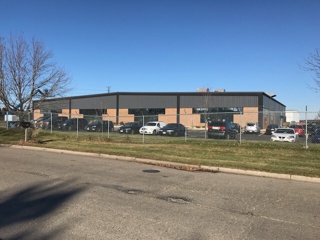 More Photos Of 401 E Conde St, Janesville Warehouse For Sale