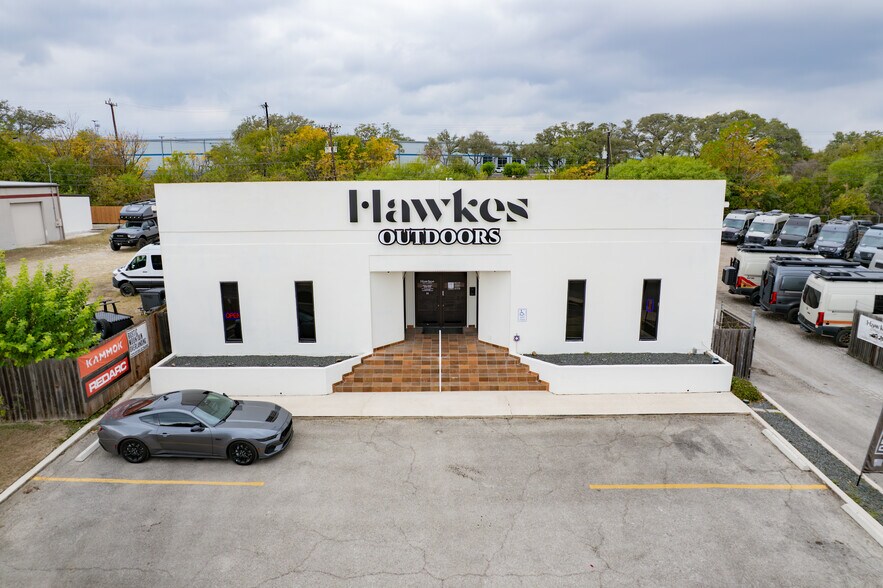 More Photos Of 16135 College Oak Dr, San Antonio Research And Development For Sale