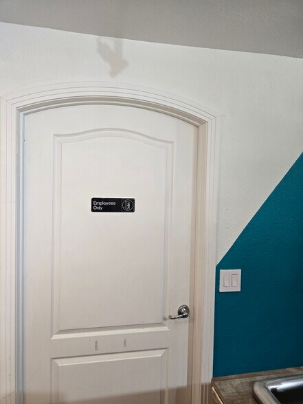 More Photos Of 1501 India St, San Diego Apartments For Lease