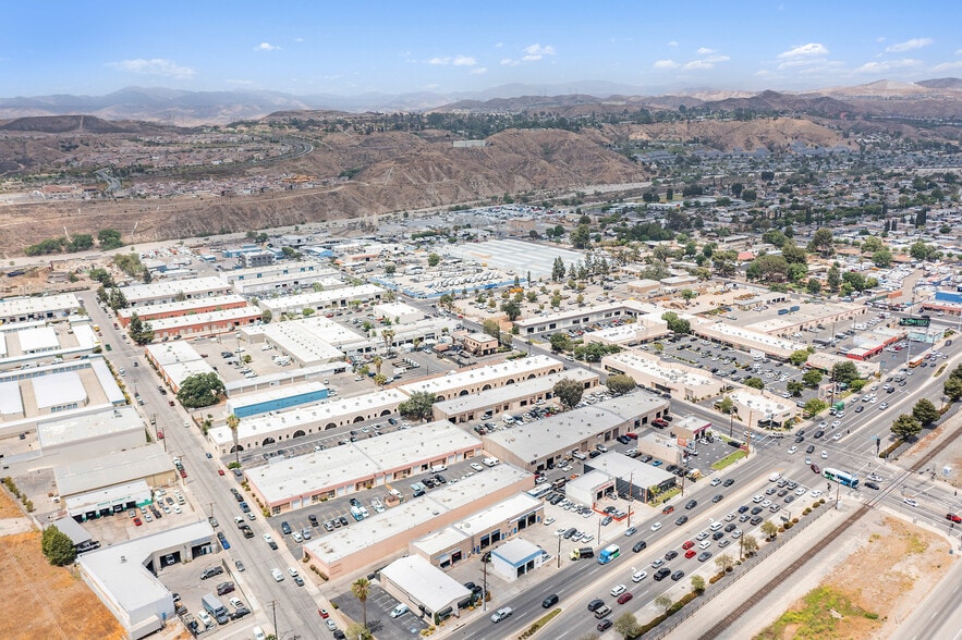 More Photos Of 20733 Soledad Canyon Rd, Canyon Country Industrial For Sale