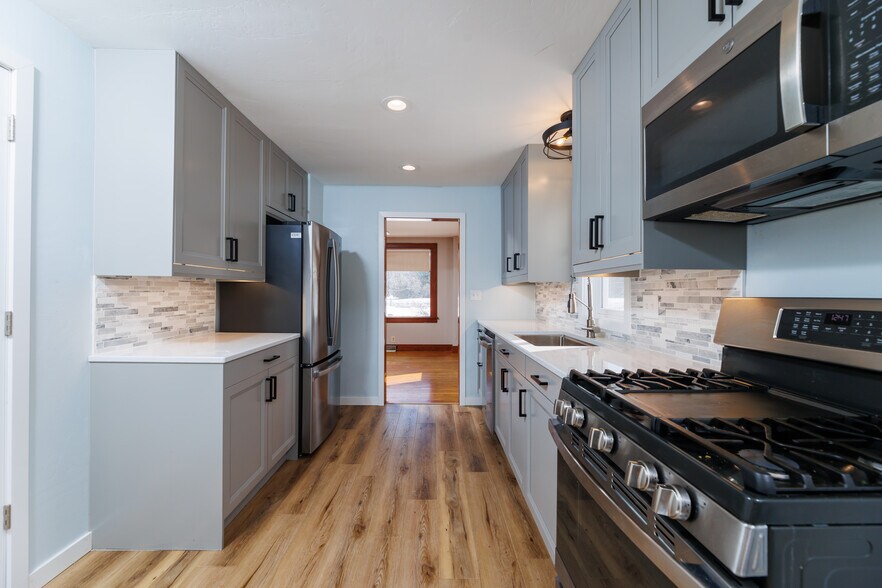 More Photos Of 6269 Wi-57, Sturgeon Bay Hotel For Sale